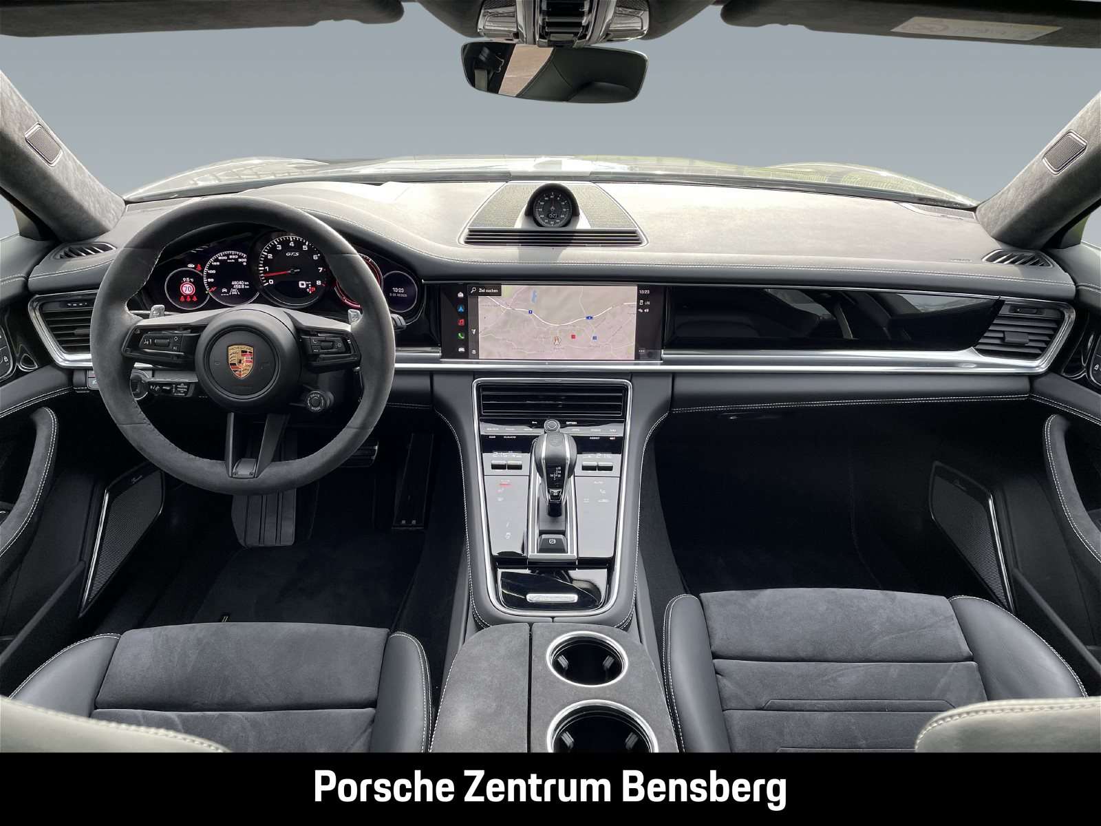 Fahrzeugbild eines Porsche Panamera