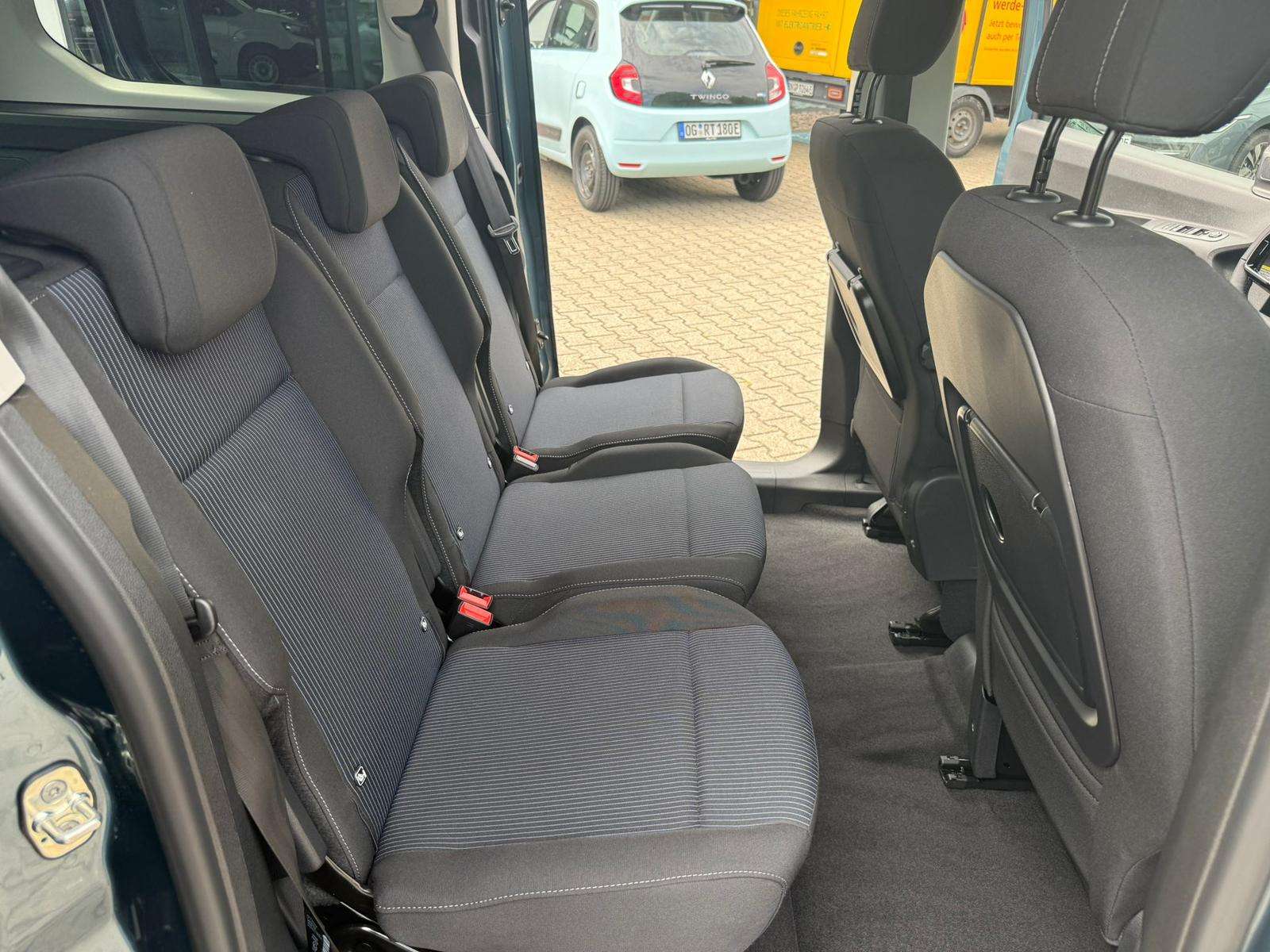 Fahrzeugbild eines Fiat Doblò