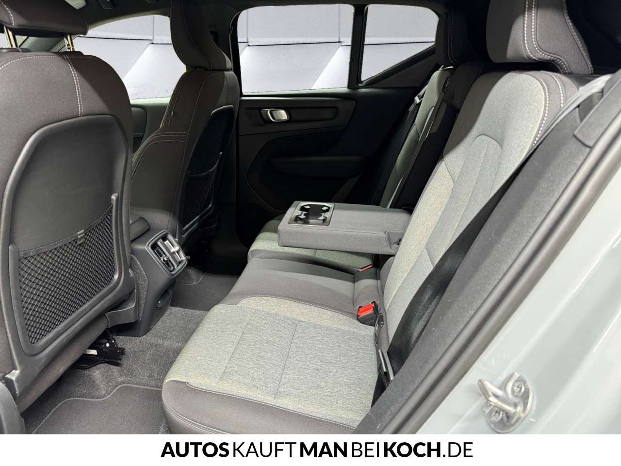 Fahrzeugbild eines Volvo XC40