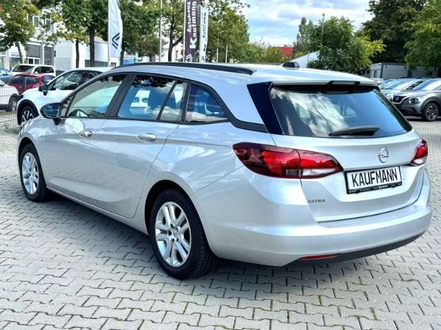 Fahrzeugbild eines Opel Astra