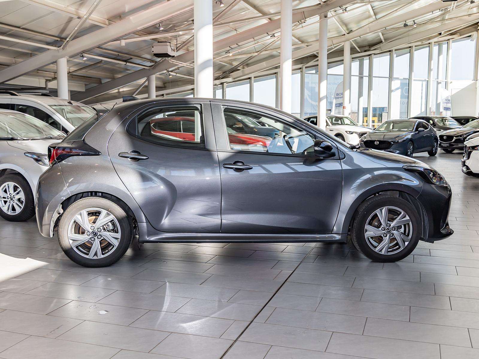 Fahrzeugbild eines Mazda Mazda2 Hybrid