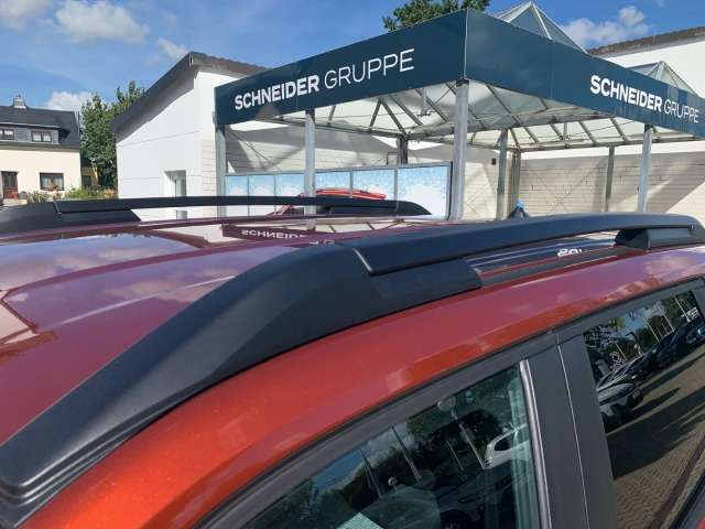Fahrzeugbild eines Dacia Duster