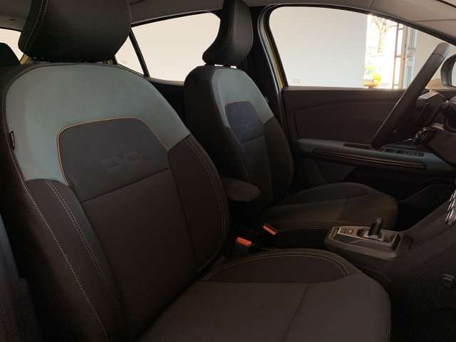 Fahrzeugbild eines Dacia Sandero