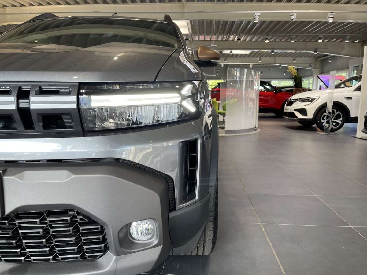 Fahrzeugbild eines Dacia Duster