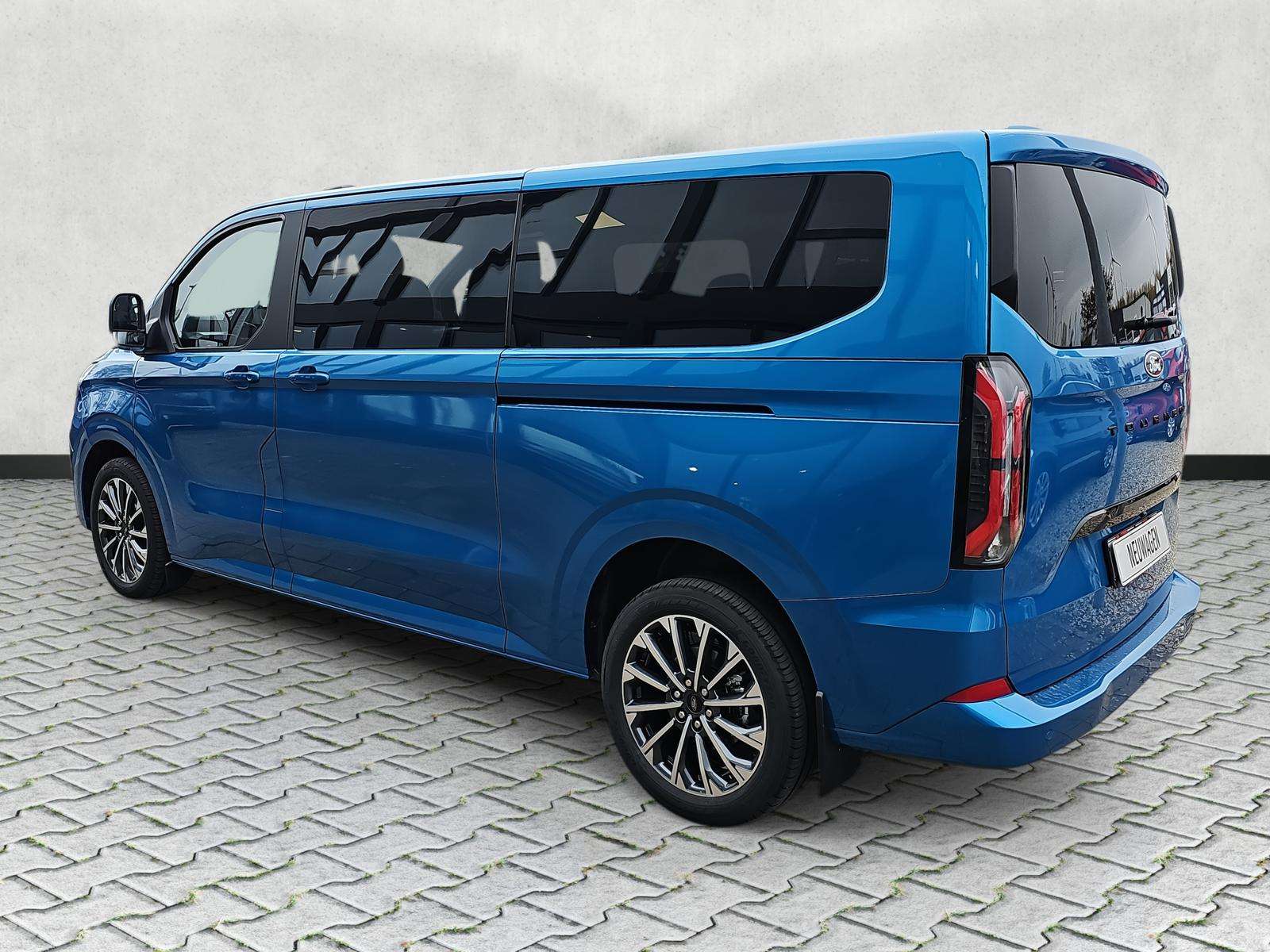 Fahrzeugbild eines Ford Tourneo Custom