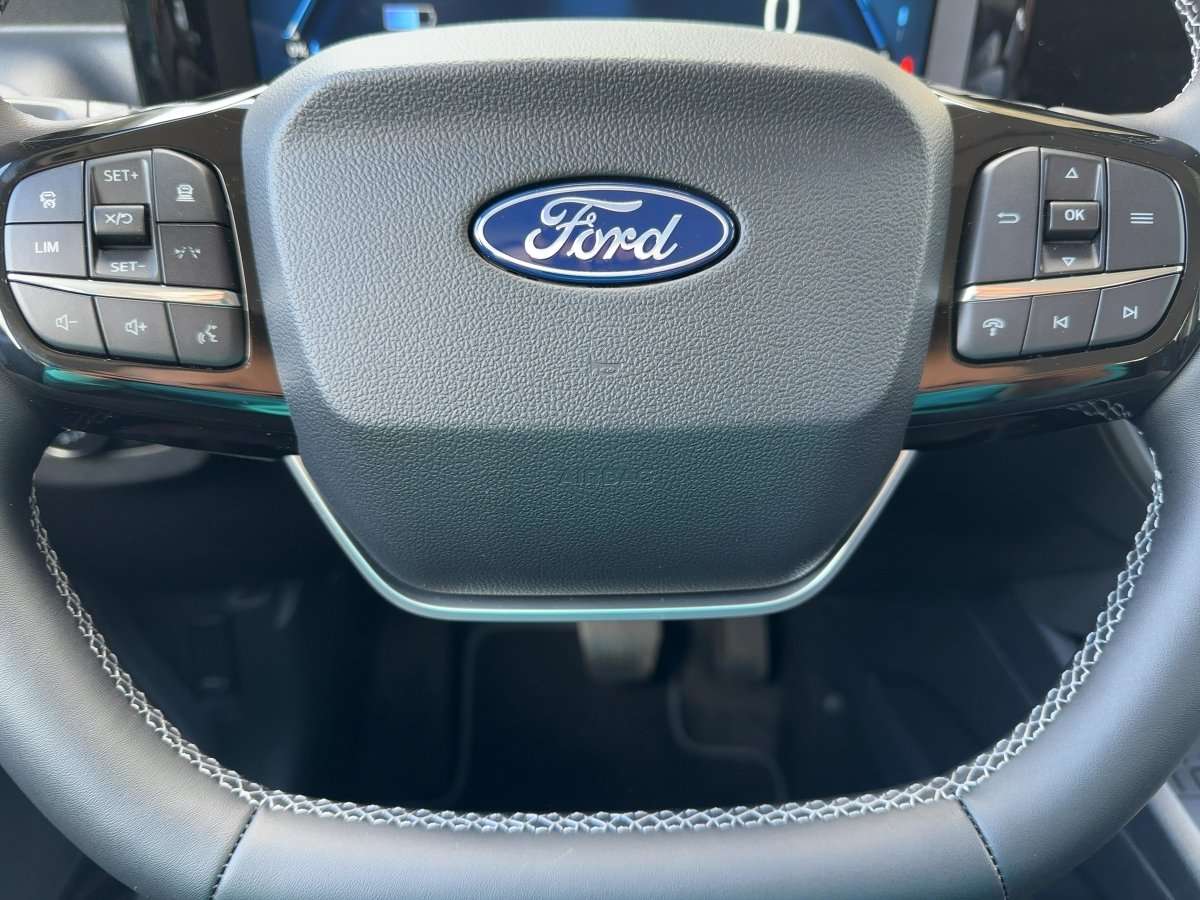 Fahrzeugbild eines Ford Tourneo Courier