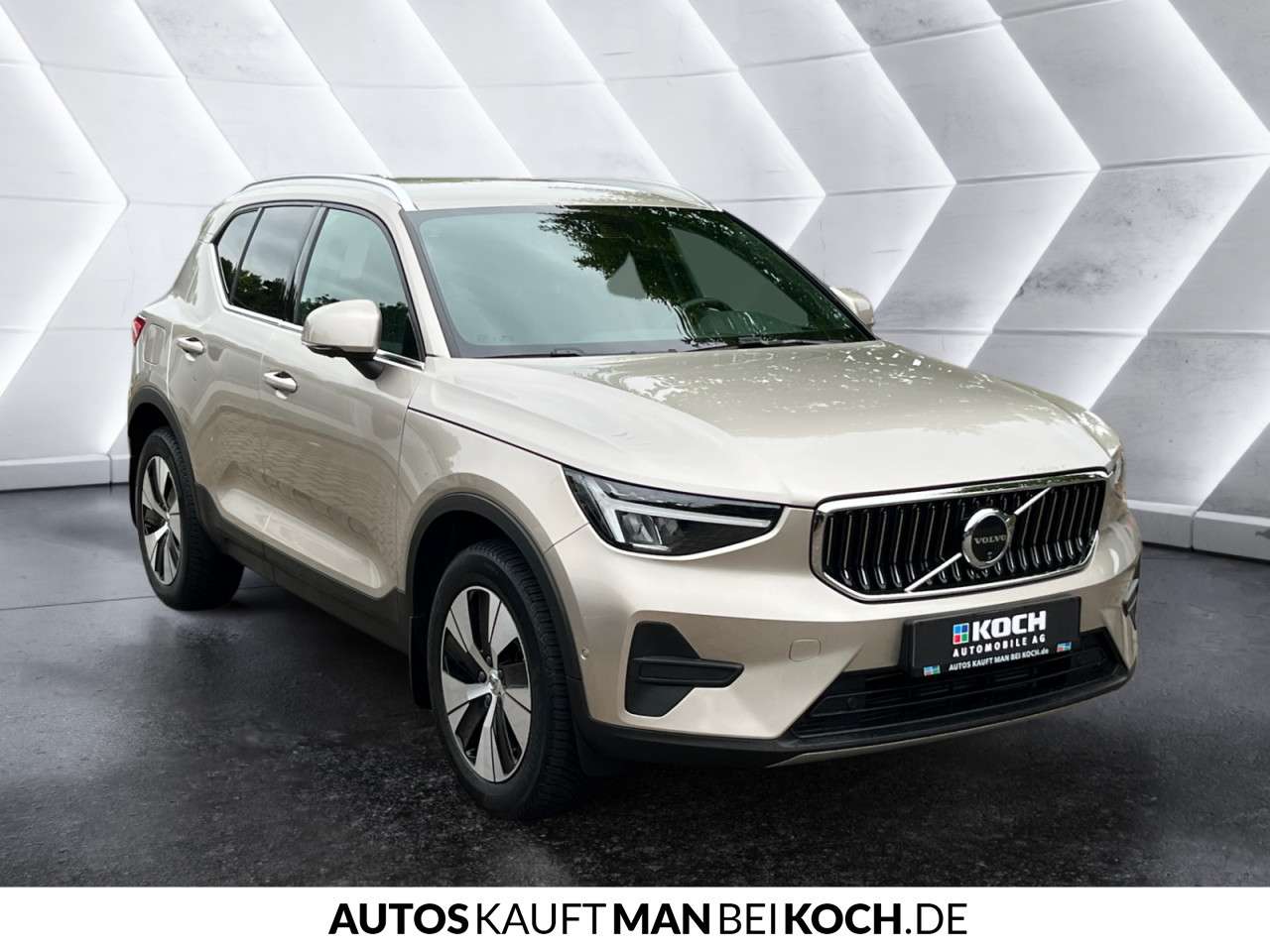 Fahrzeugbild eines Volvo XC40
