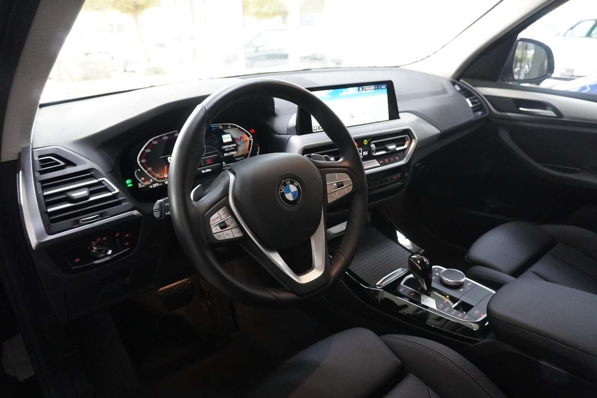Fahrzeugbild eines BMW X3