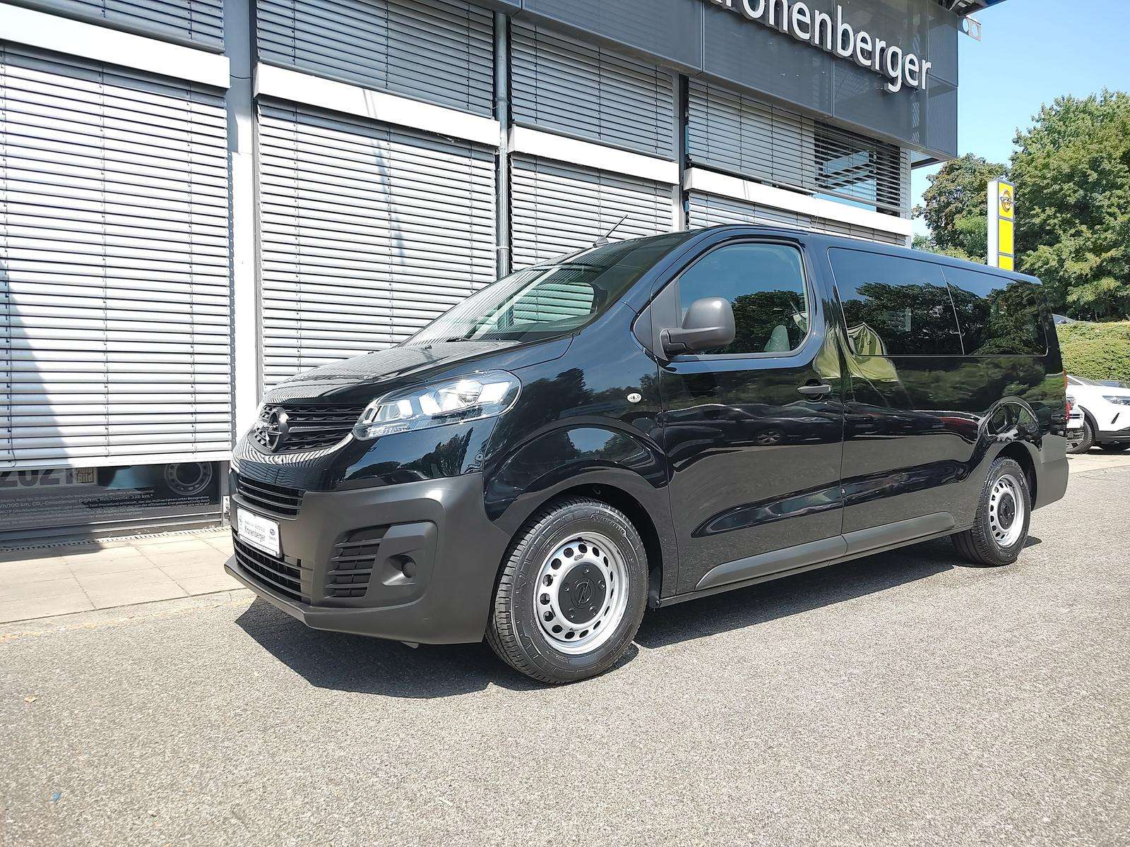 Fahrzeugbild eines Opel Vivaro