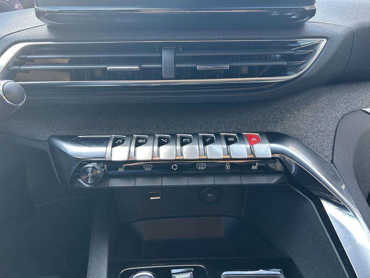 Fahrzeugbild eines Peugeot 3008