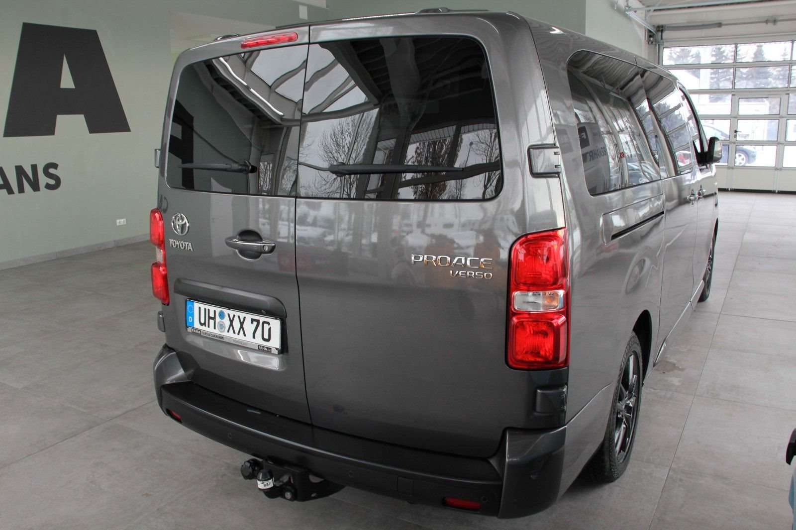 Fahrzeugbild eines Toyota Proace