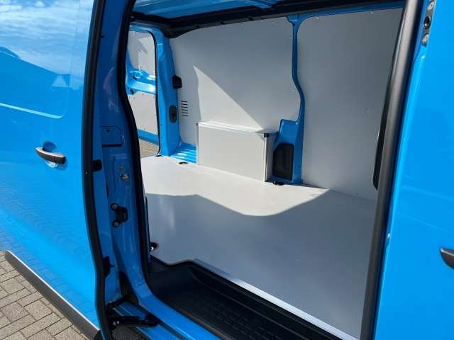 Fahrzeugbild eines Opel Vivaro