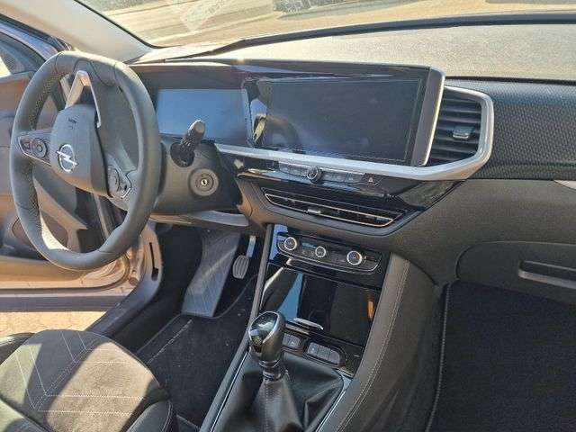 Fahrzeugbild eines Opel Grandland X