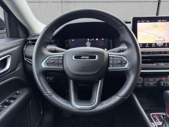 Fahrzeugbild eines Jeep Compass