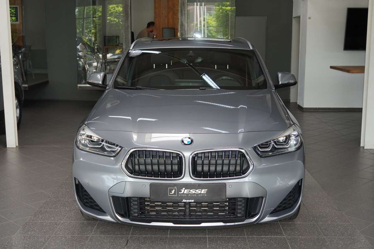 Fahrzeugbild eines BMW X2