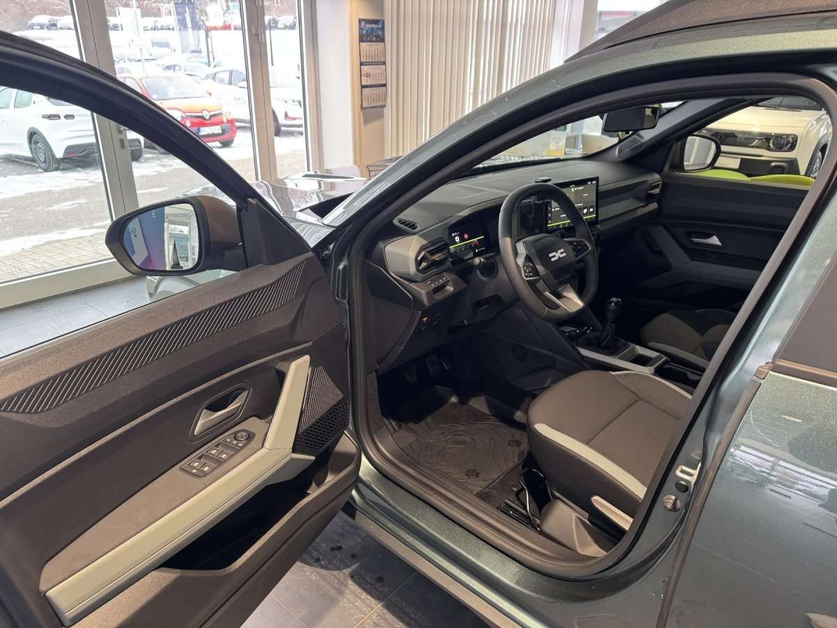 Fahrzeugbild eines Dacia Bigster