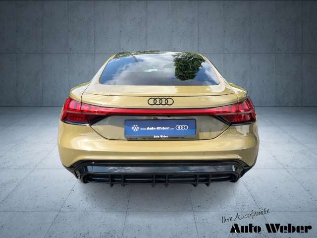 Fahrzeugbild eines Audi e-tron GT