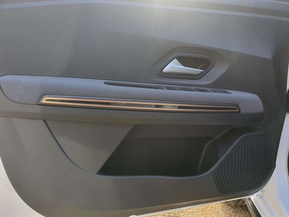 Fahrzeugbild eines Dacia Jogger