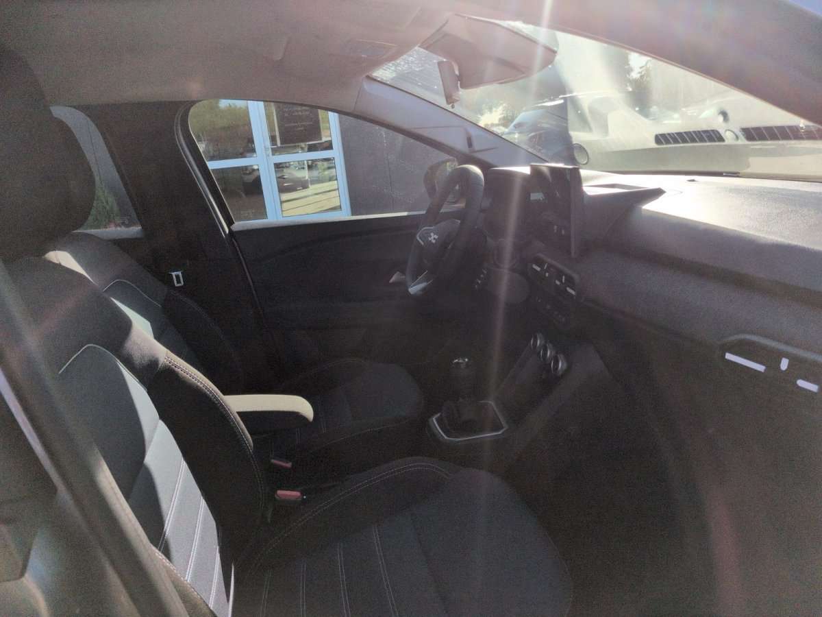 Fahrzeugbild eines Dacia Sandero