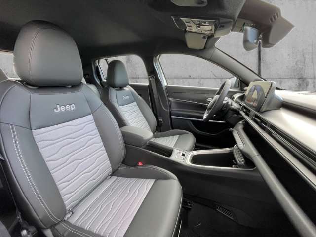 Fahrzeugbild eines Jeep Avenger