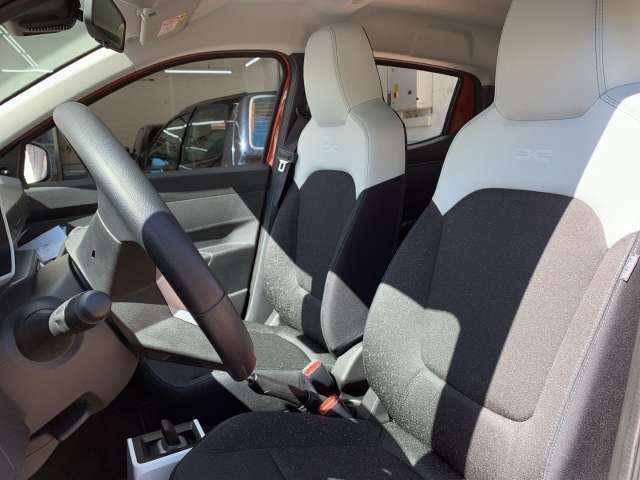 Fahrzeugbild eines Dacia Spring