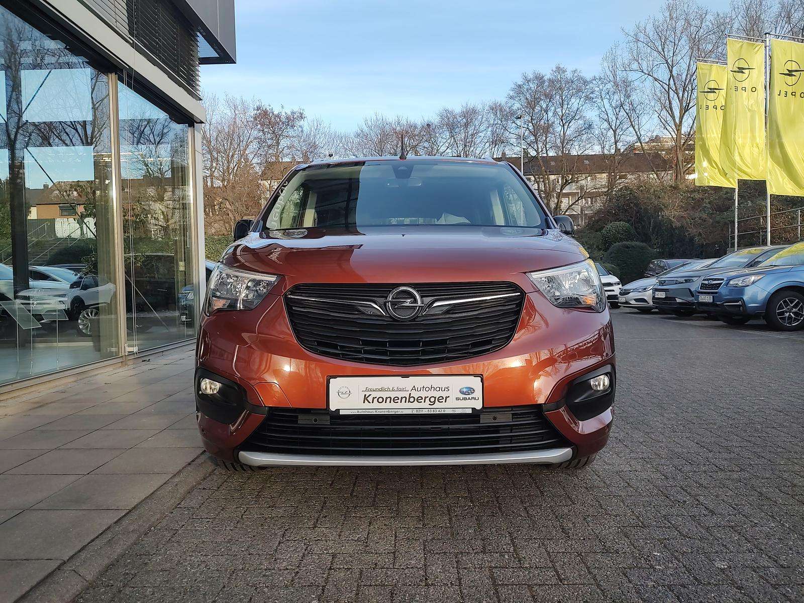 Fahrzeugbild eines Opel Combo Life