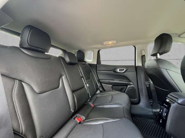 Fahrzeugbild eines Jeep Compass