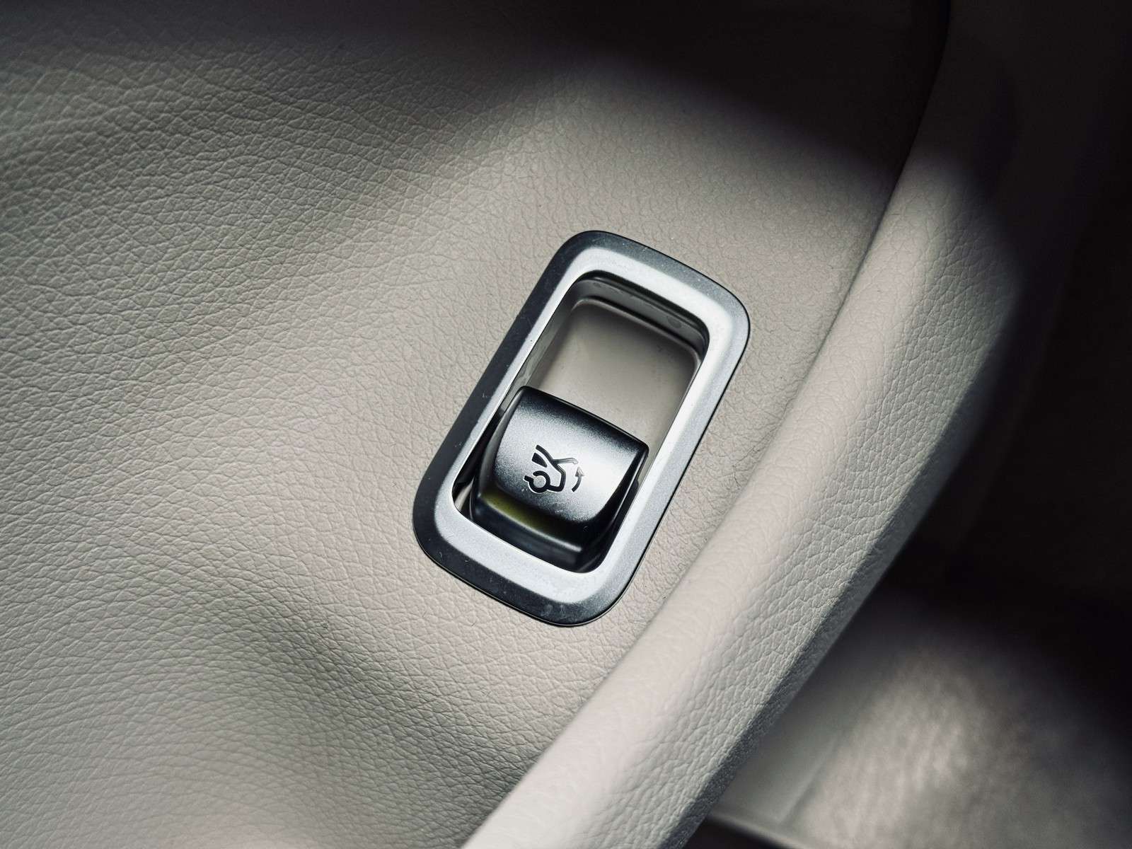 Fahrzeugbild eines Mercedes-Benz S-Klasse