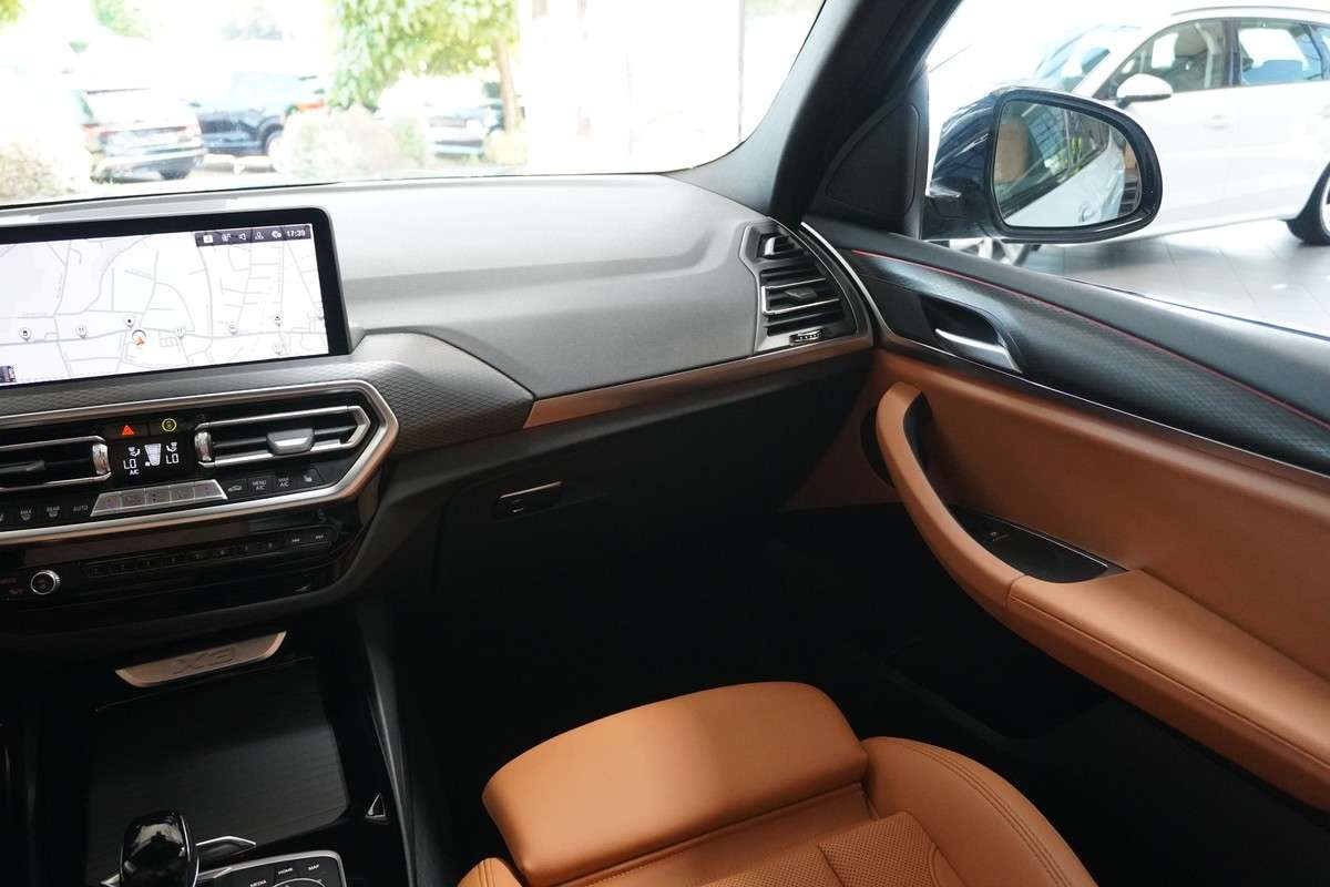Fahrzeugbild eines BMW X3
