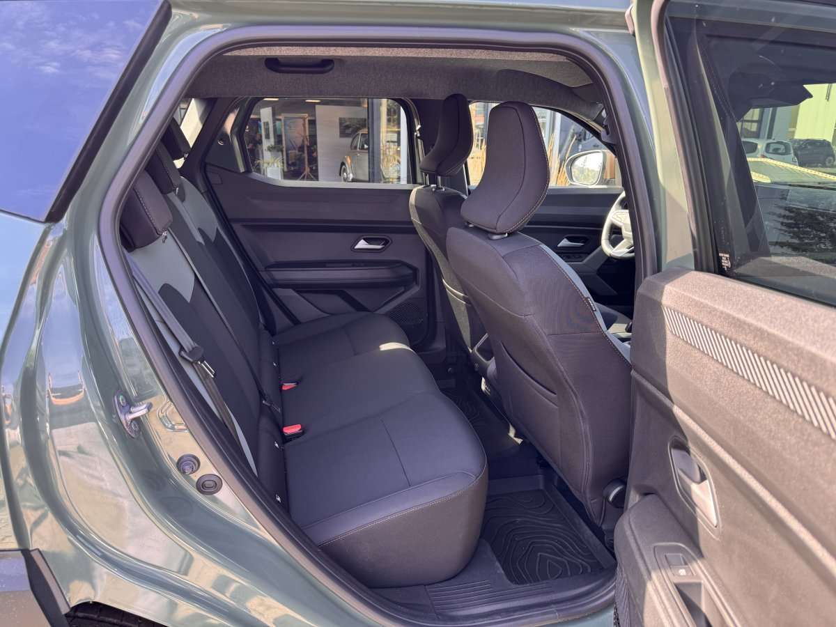 Fahrzeugbild eines Dacia Duster
