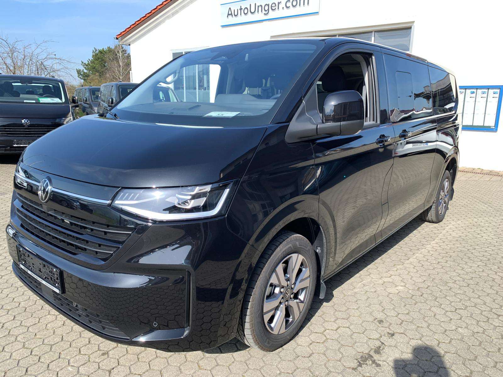 Fahrzeugbild eines Volkswagen Caravelle