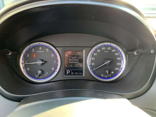 Fahrzeugbild eines Suzuki S-Cross