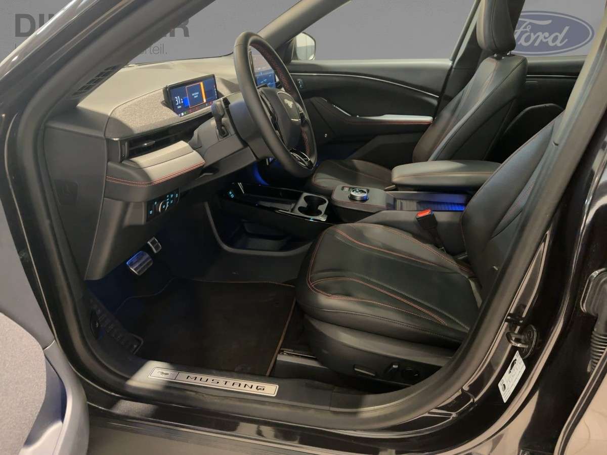 Fahrzeugbild eines Ford Mustang Mach-E