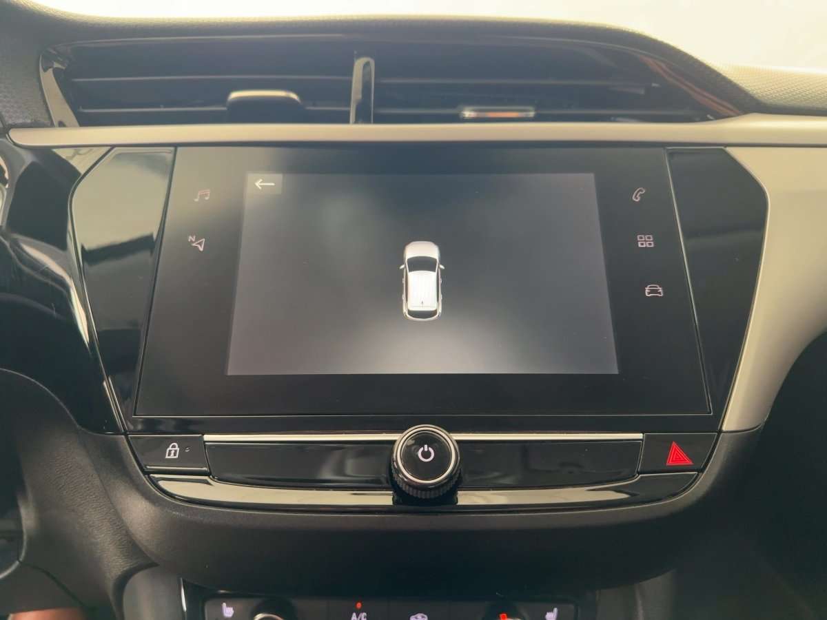 Fahrzeugbild eines Opel Corsa