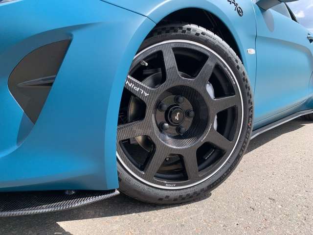 Fahrzeugbild eines Alpine A110