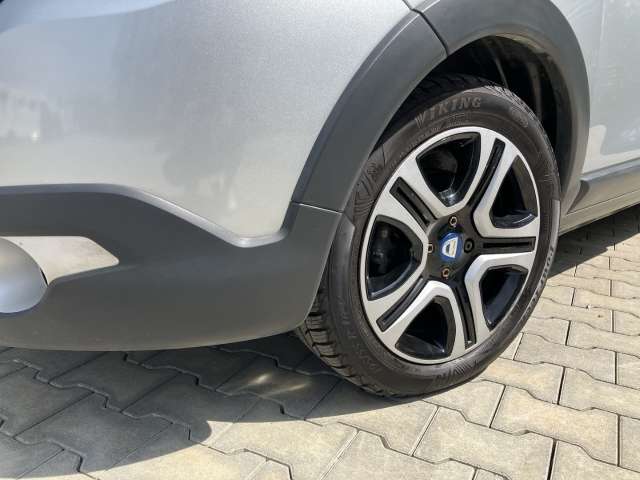 Fahrzeugbild eines Dacia Lodgy