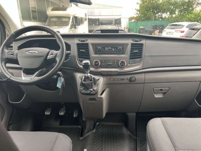 Fahrzeugbild eines Ford Transit Custom