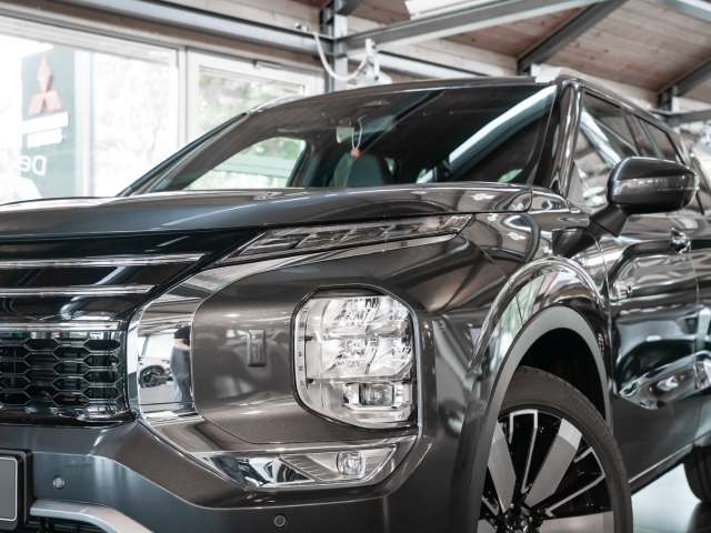 Fahrzeugbild eines Mitsubishi Outlander