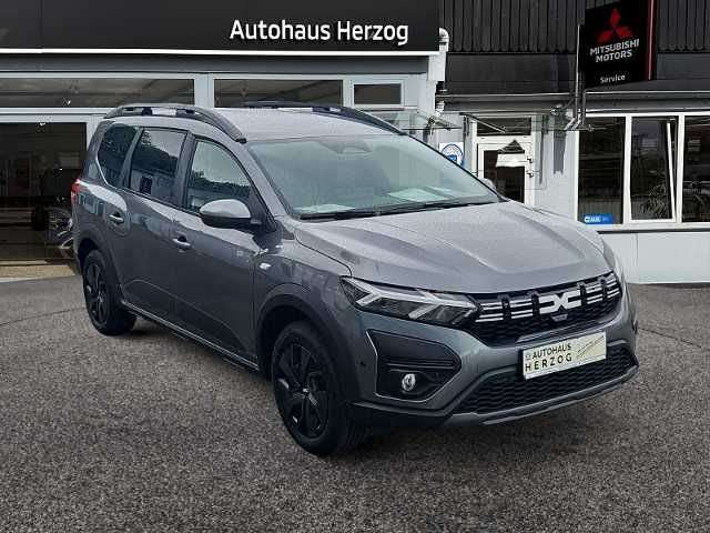 Fahrzeugbild eines Dacia Jogger