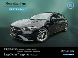 Schräge Frontansicht auf einen Mercedes-Benz CLA , freigestellt