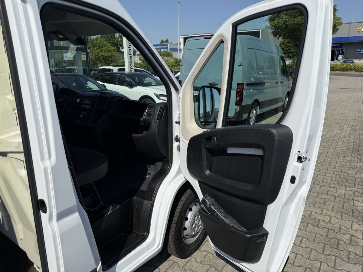 Fahrzeugbild eines Opel Movano