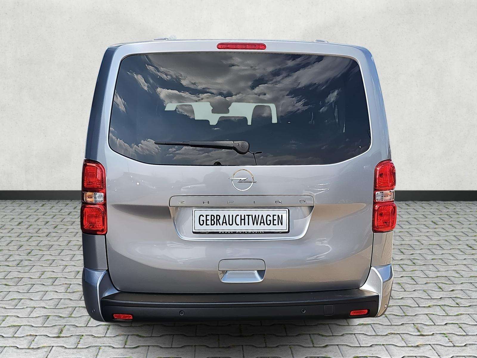 Fahrzeugbild eines Opel Zafira