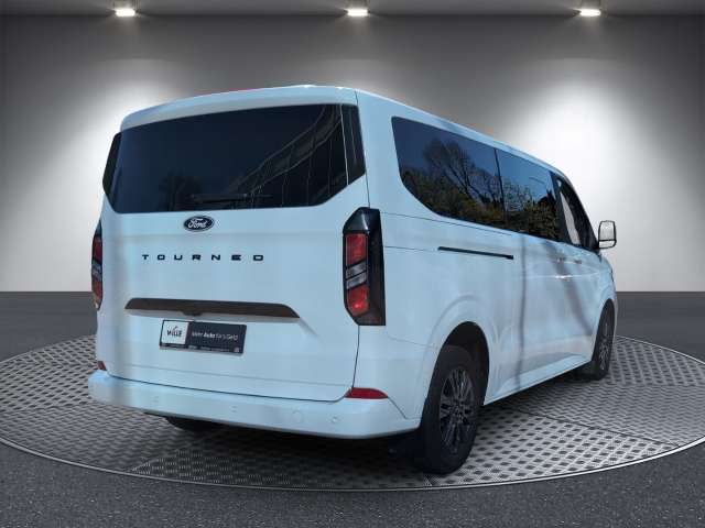 Fahrzeugbild eines Ford Tourneo Custom