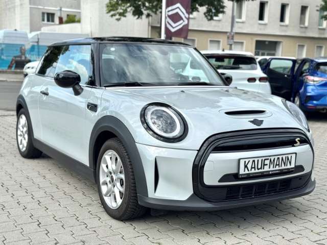 Fahrzeugbild eines MINI COOPER