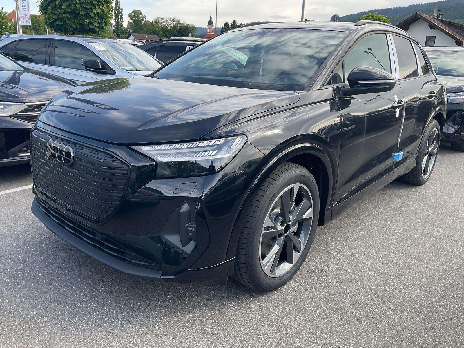 Fahrzeugbild eines Audi Q4 e-tron