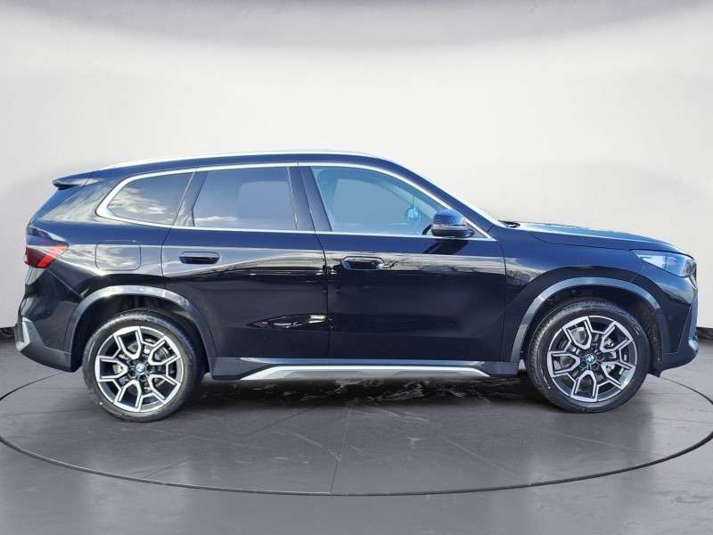 Fahrzeugbild eines BMW X1