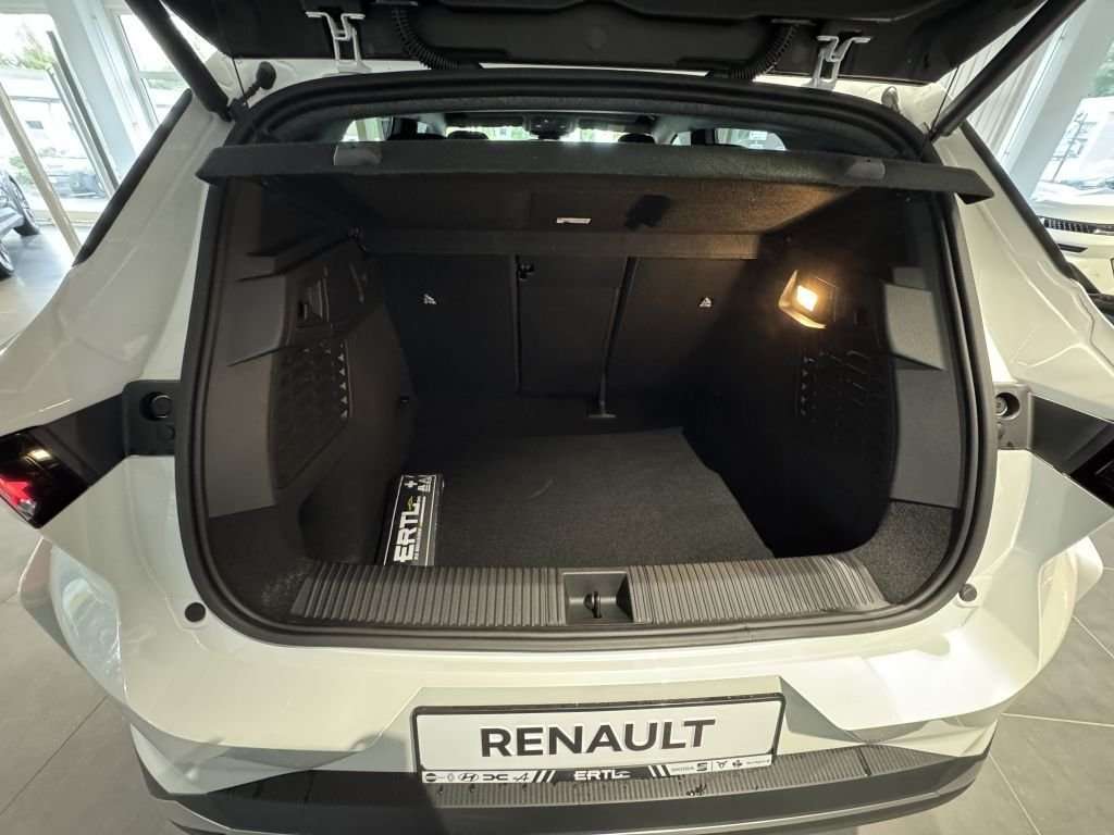 Fahrzeugbild eines Renault Scenic E-TECH