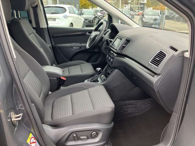 Fahrzeugbild eines SEAT Alhambra