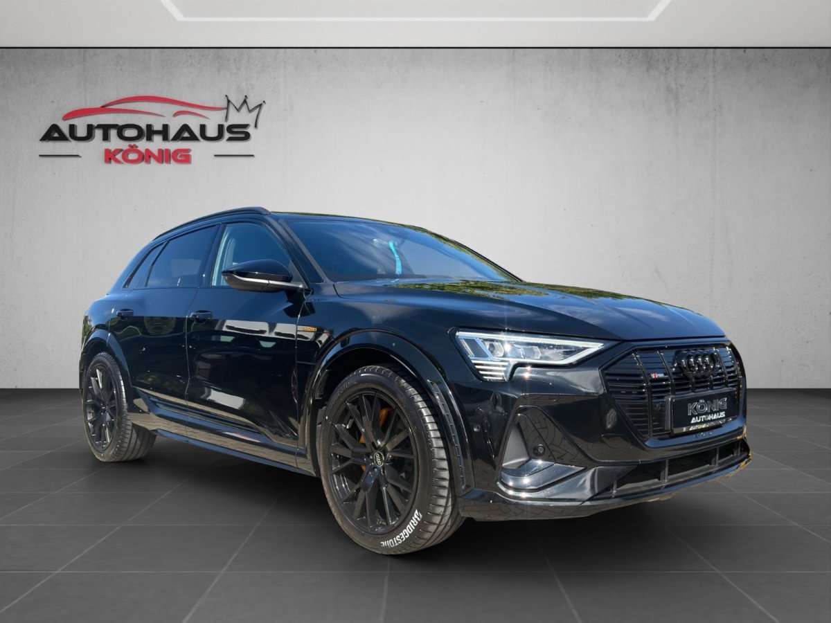 Fahrzeugbild eines Audi e-tron