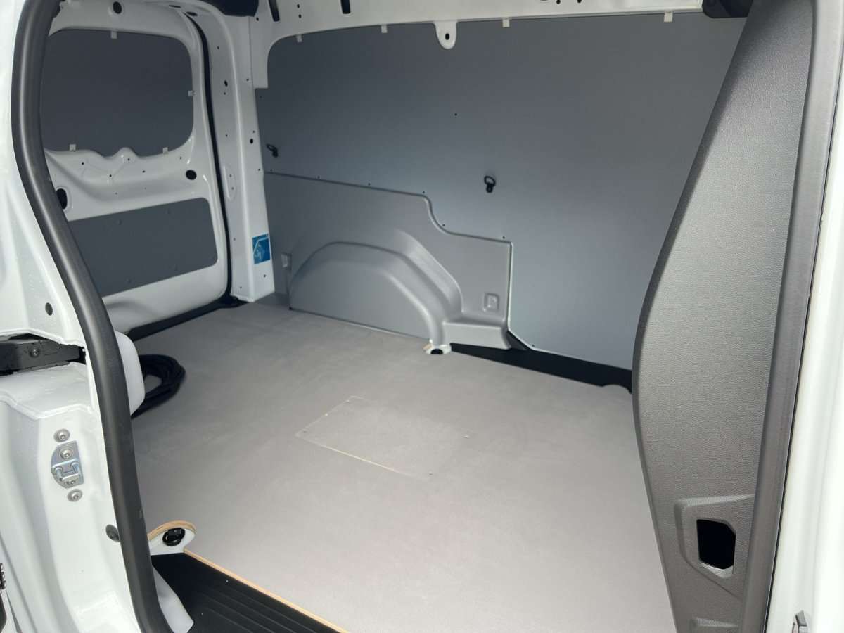 Fahrzeugbild eines Renault Kangoo E-TECH